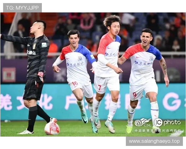 申花热身赛3-0战胜河南 米内罗梅开二度路易斯破门助胜